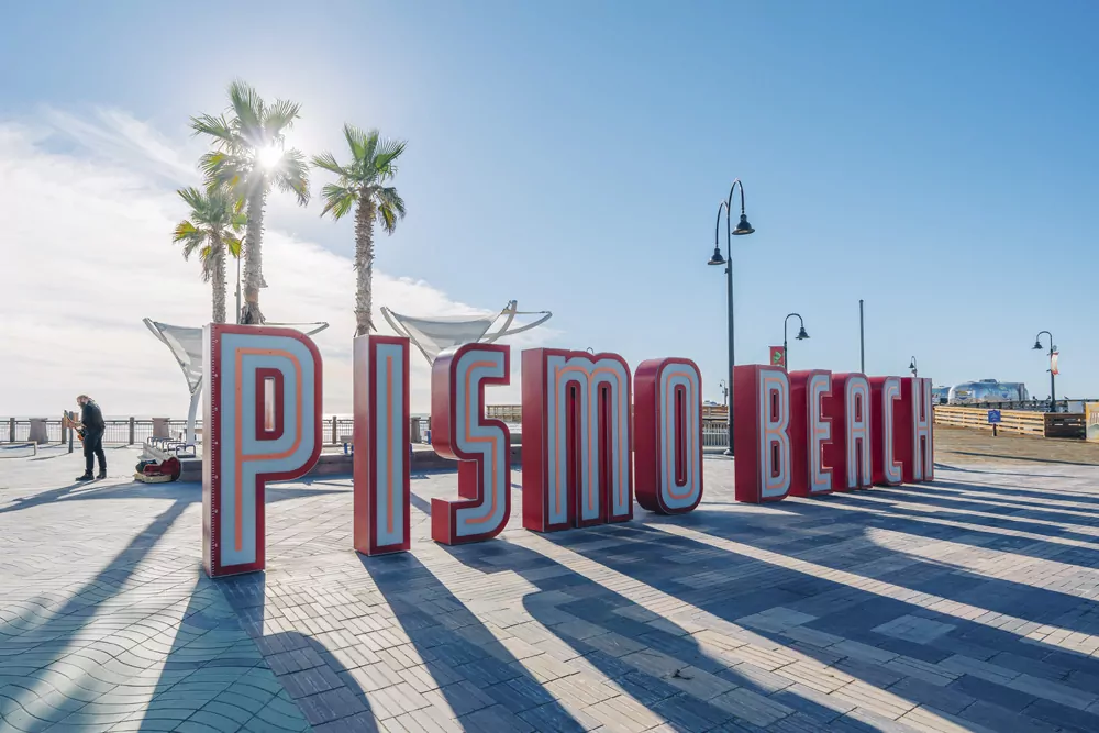 Visit<br>Pismo Beach